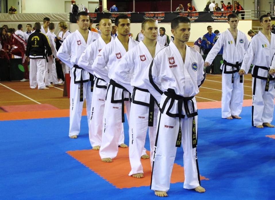 Pięc medali legnickich taekwondoków