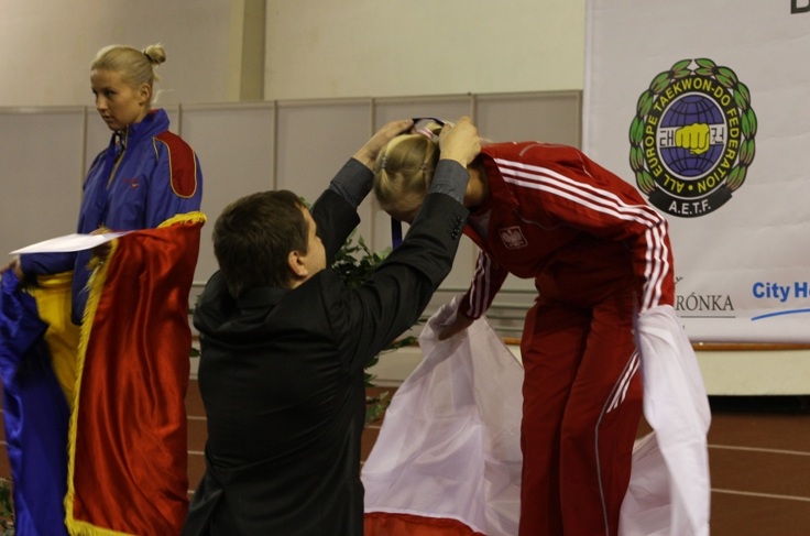 Pięc medali legnickich taekwondoków