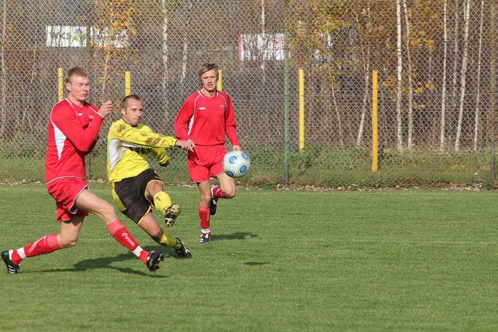 Iskra II - Legnickie Pole 2:2