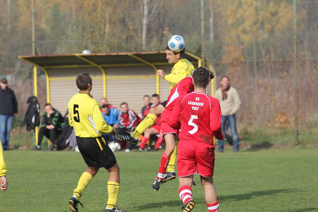 Iskra II - Legnickie Pole 2:2