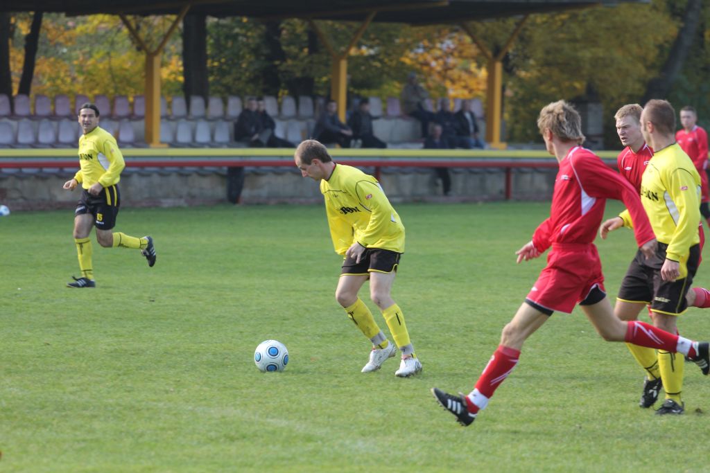 Iskra II - Legnickie Pole 2:2