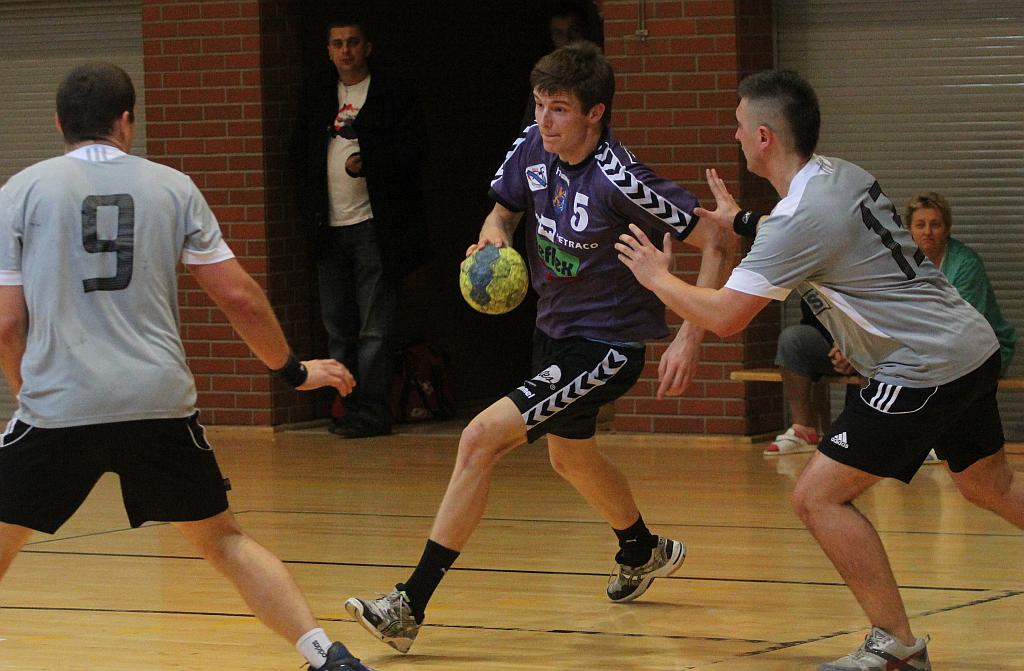 Siódemka wygrywa na inaugurację