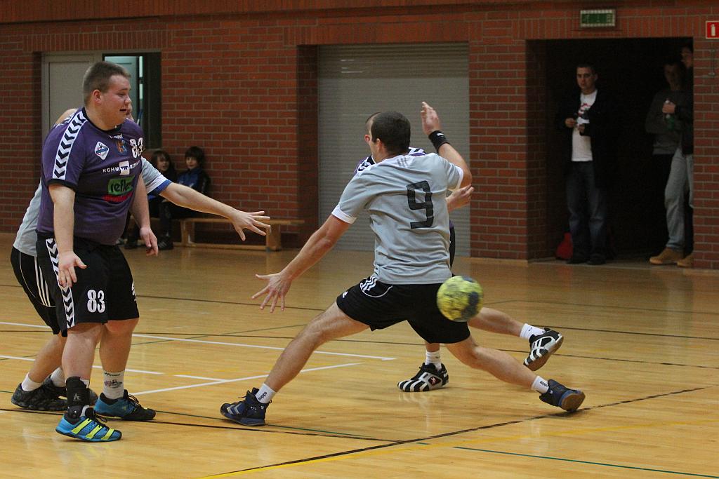 Siódemka wygrywa na inaugurację