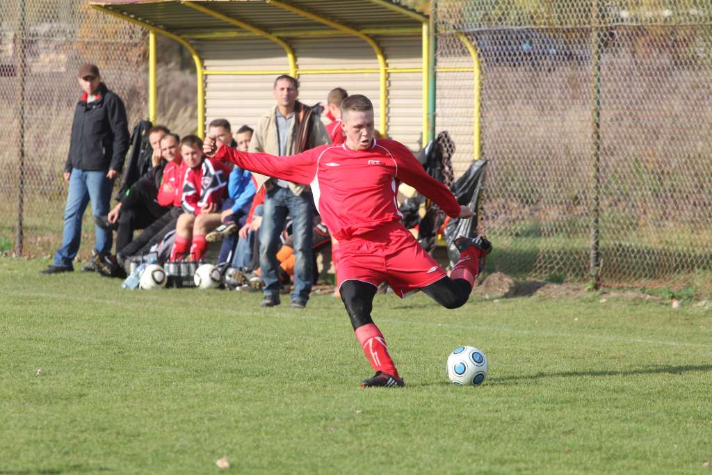 Iskra II - Legnickie Pole 2:2