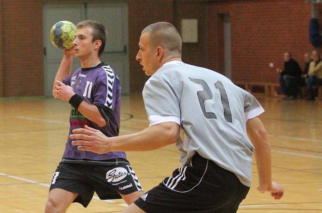 Siódemka wygrywa na inaugurację