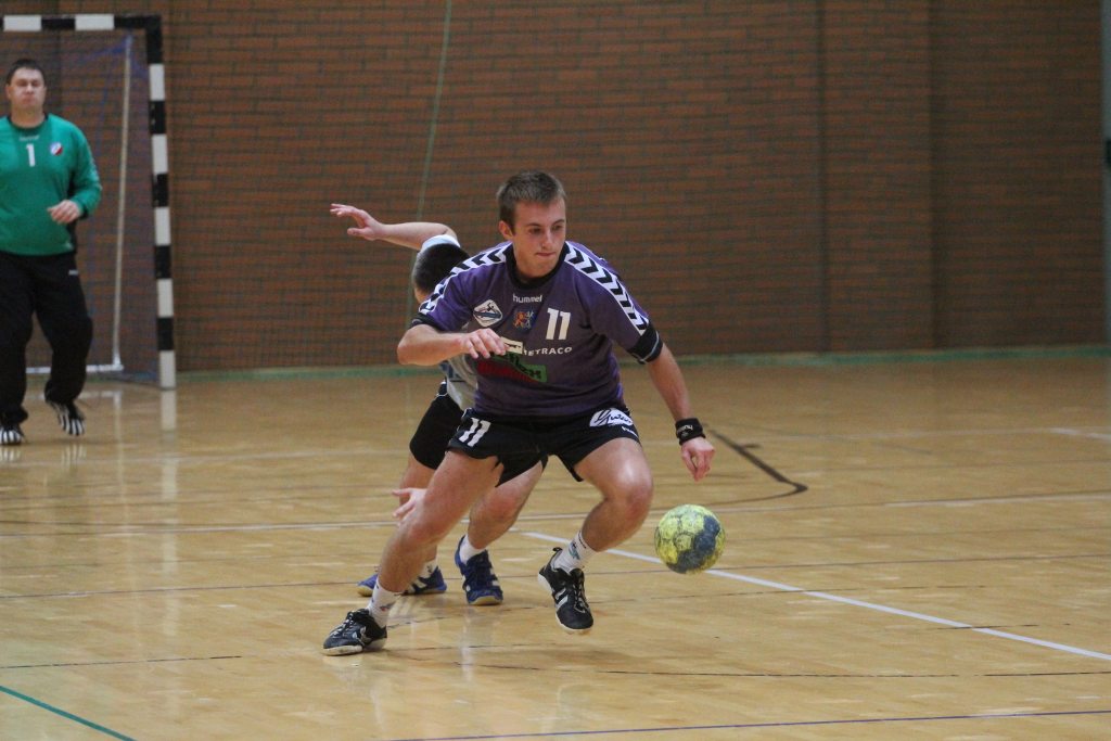 Siódemka wygrywa na inaugurację