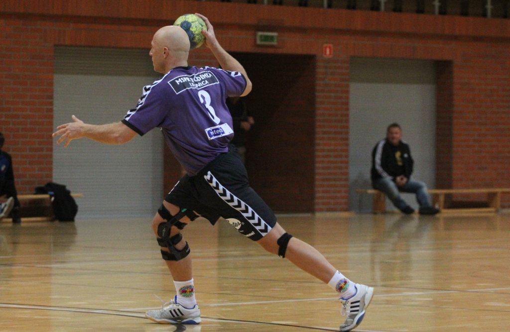 Siódemka wygrywa na inaugurację