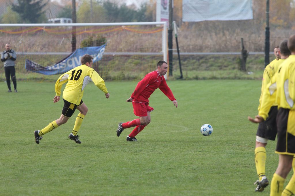 Iskra II - Legnickie Pole 2:2