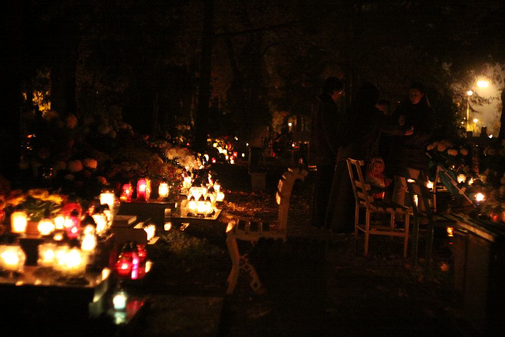 Wszystkich Świętych w Legnicy cz4 - nocą