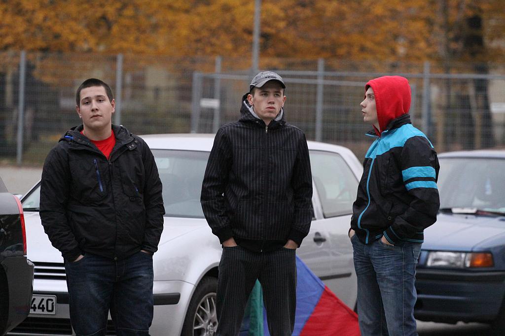 Piłkarze i kibice zapraszali na derby