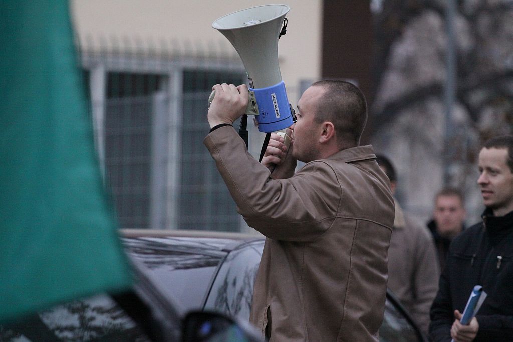 Piłkarze i kibice zapraszali na derby