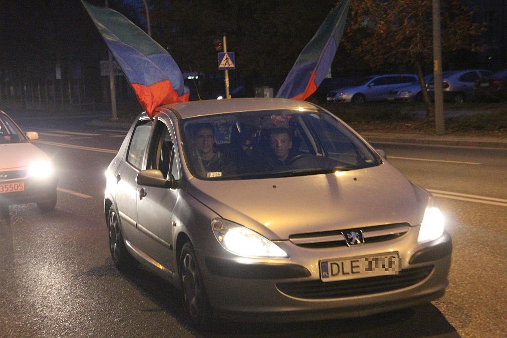 Piłkarze i kibice zapraszali na derby