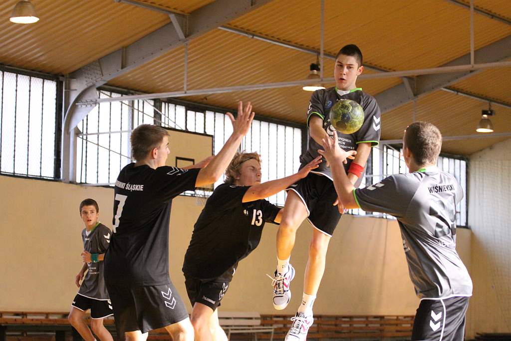 UKS Dziewiątka - Oborniki Śląskie