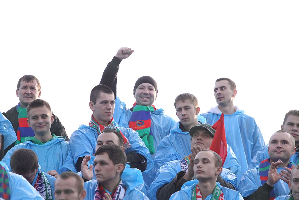 Derby na remis cz2 - kibice