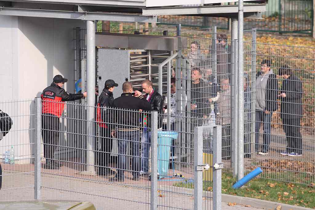 Derby na remis cz2 - kibice