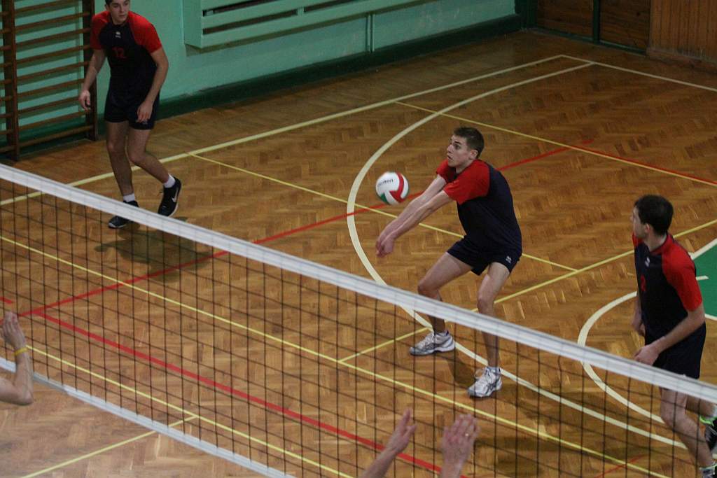 IKAR Legnica - KS KUS-KUS 3:1