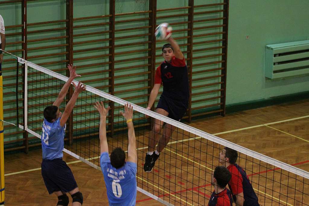 IKAR Legnica - KS KUS-KUS 3:1