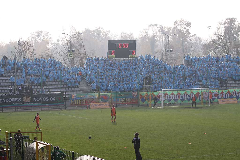 Derby na remis cz2 - kibice