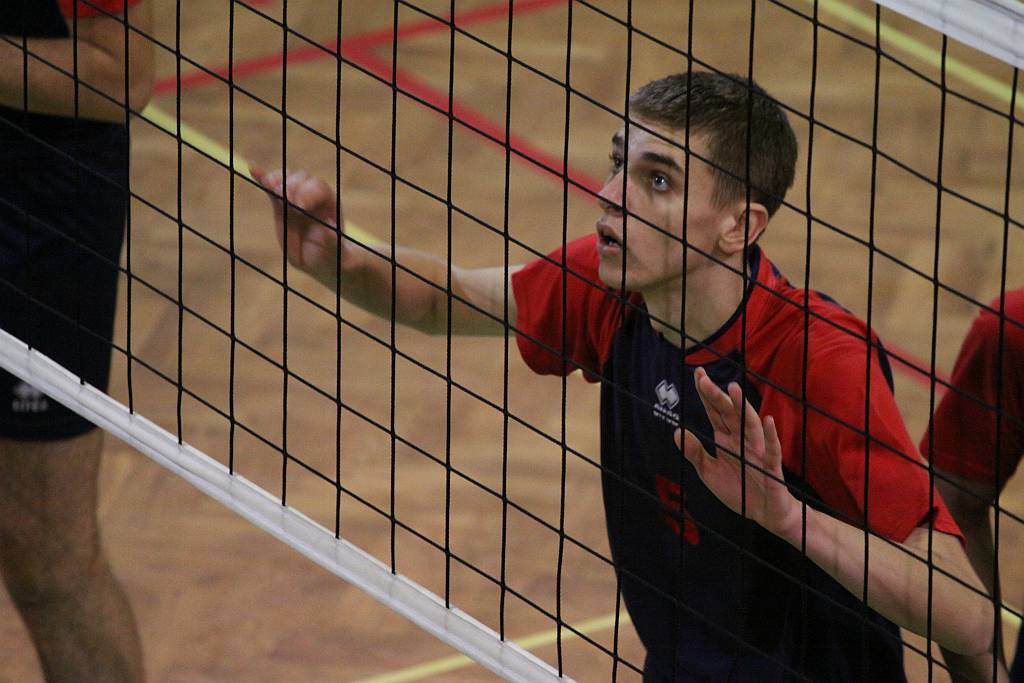 IKAR Legnica - KS KUS-KUS 3:1