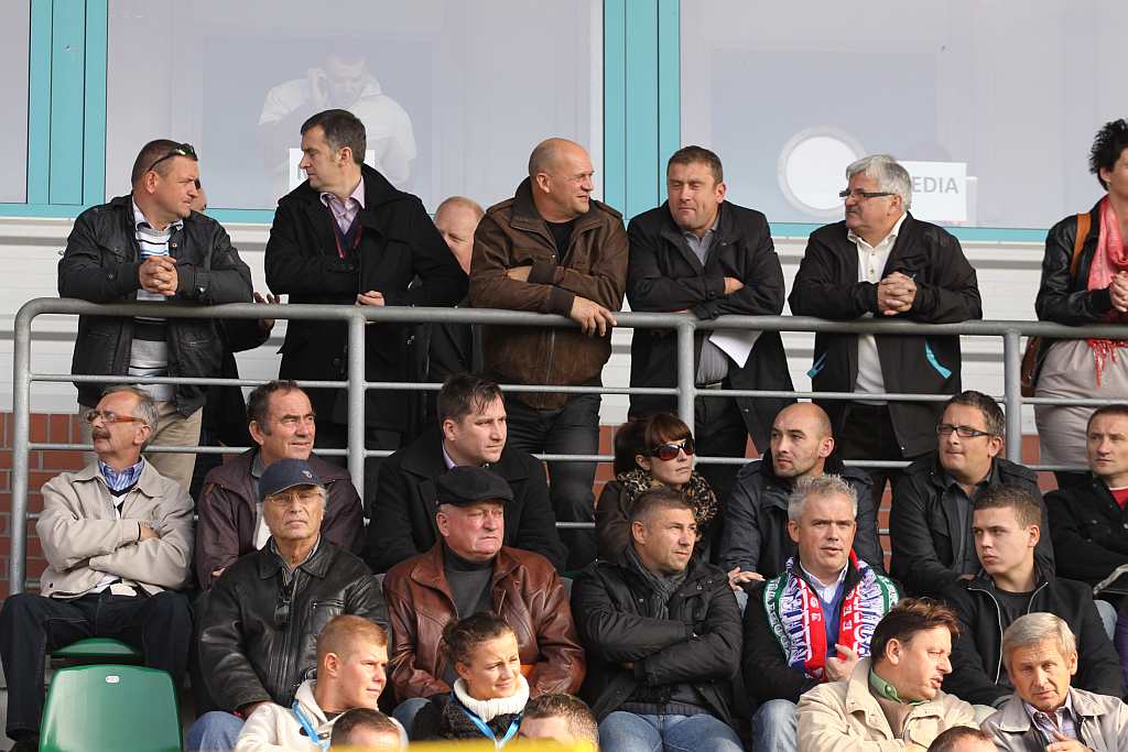 Derby na remis cz2 - kibice