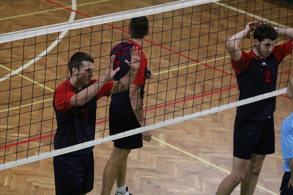 IKAR Legnica - KS KUS-KUS 3:1