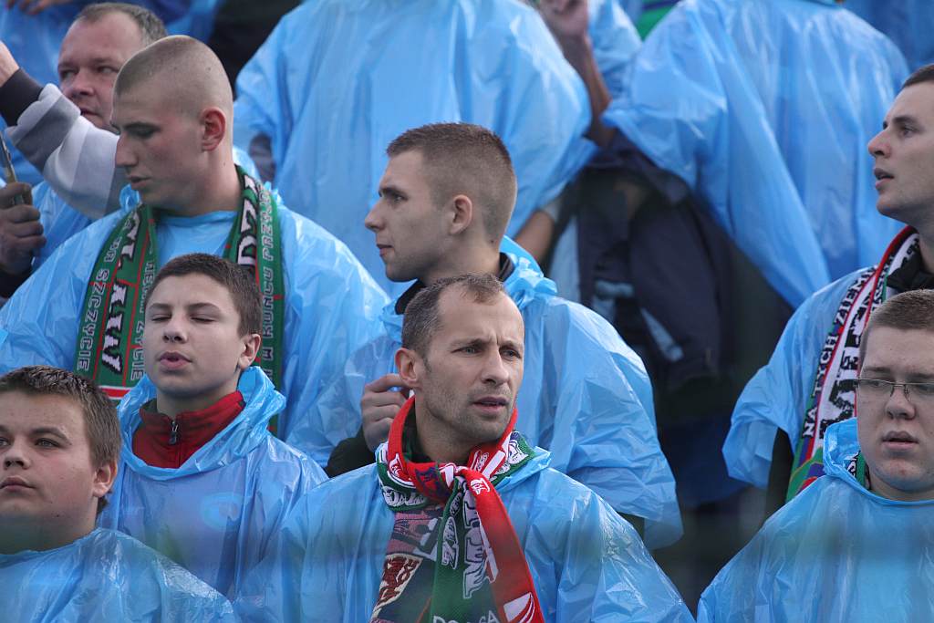 Derby na remis cz2 - kibice