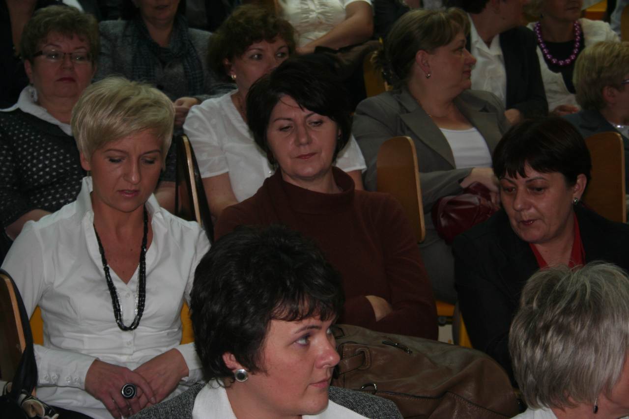 Wręczyli dyplomy pielęgniarkom
