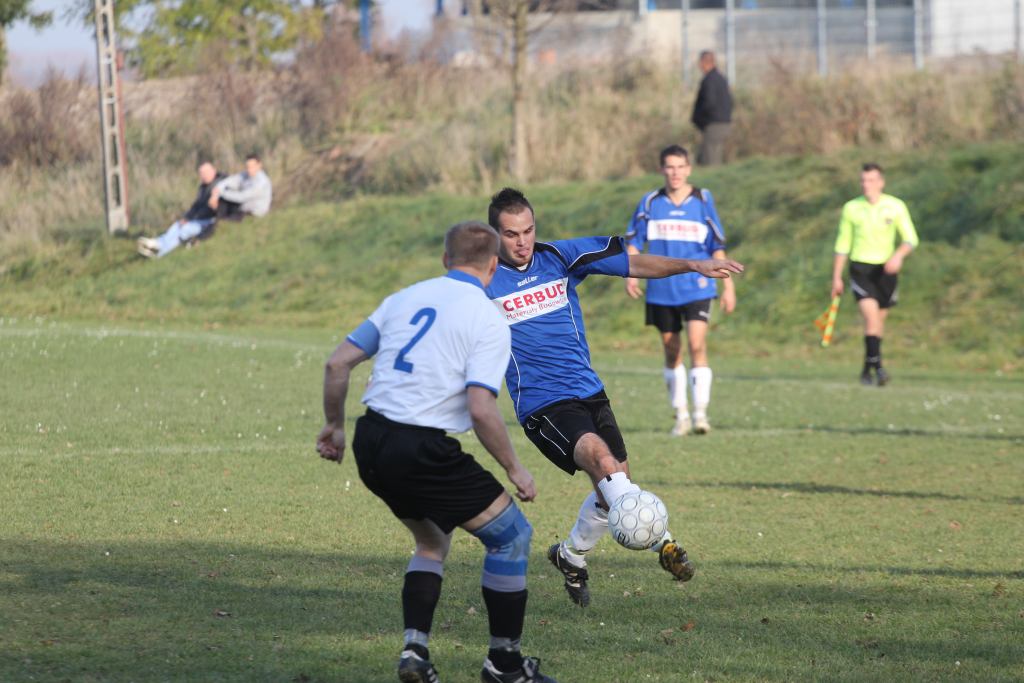 Błękitni - Stal 0:3