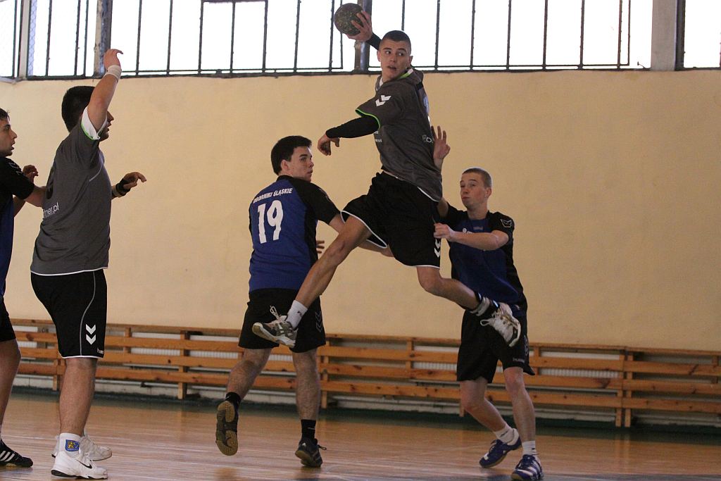 UKS Dziewiątka - Oborniki Śląskie