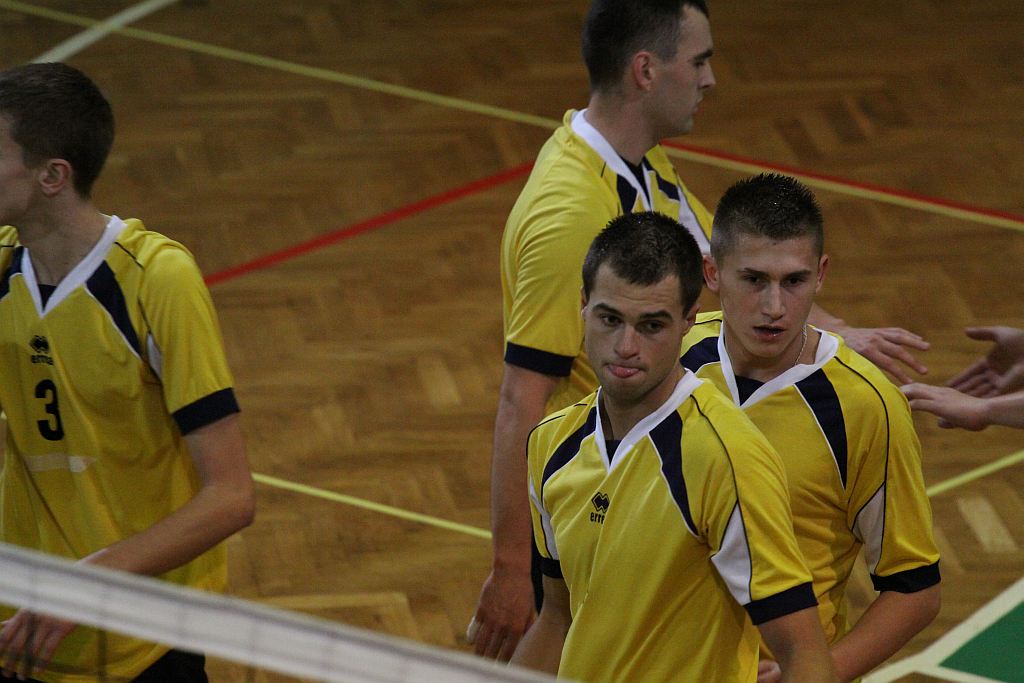 Ikar Legnica - MKS Pogoń Góra 3-1