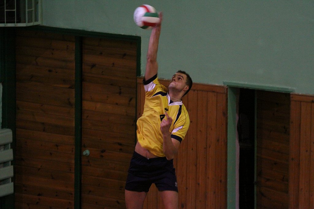 Ikar Legnica - MKS Pogoń Góra 3-1