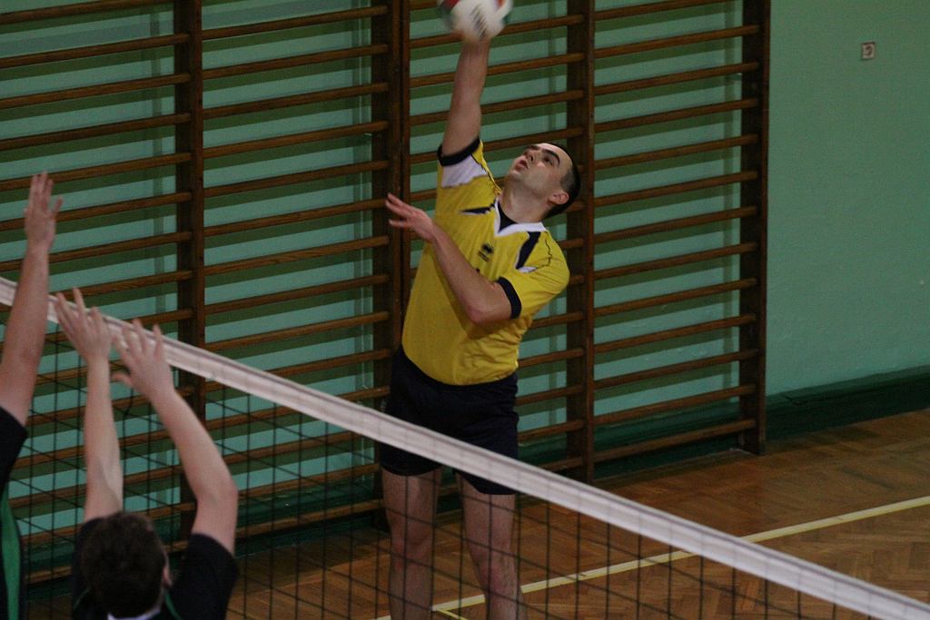 Ikar Legnica - MKS Pogoń Góra 3-1