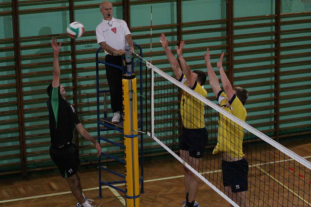 Ikar Legnica - MKS Pogoń Góra 3-1