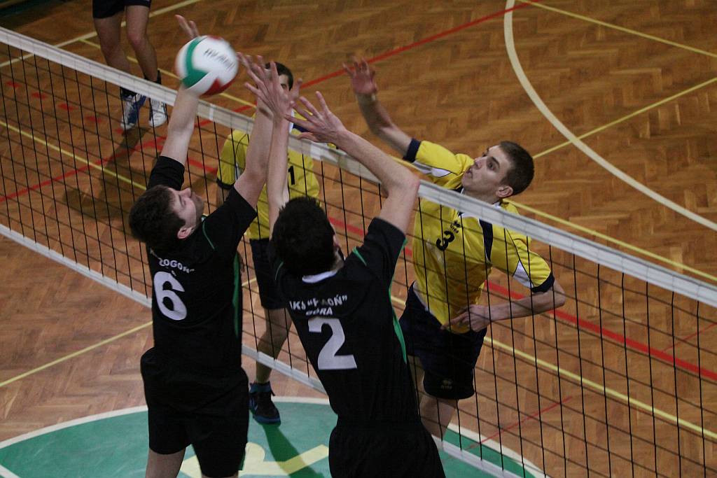 Ikar Legnica - MKS Pogoń Góra 3-1