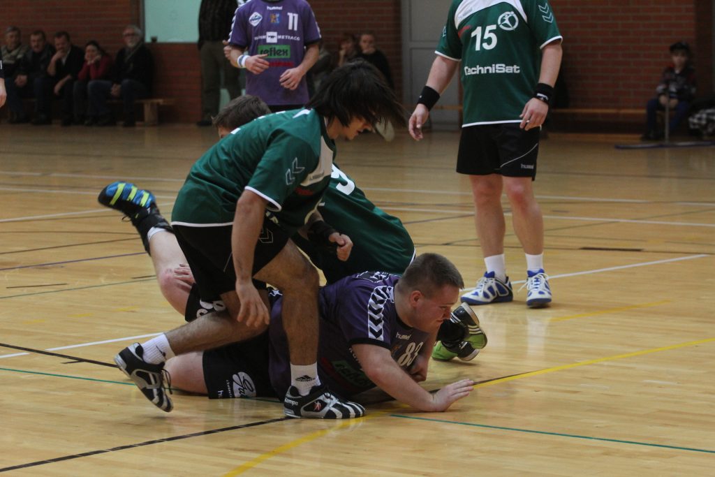 Auto-Kompleks - SPR Bór 28:40