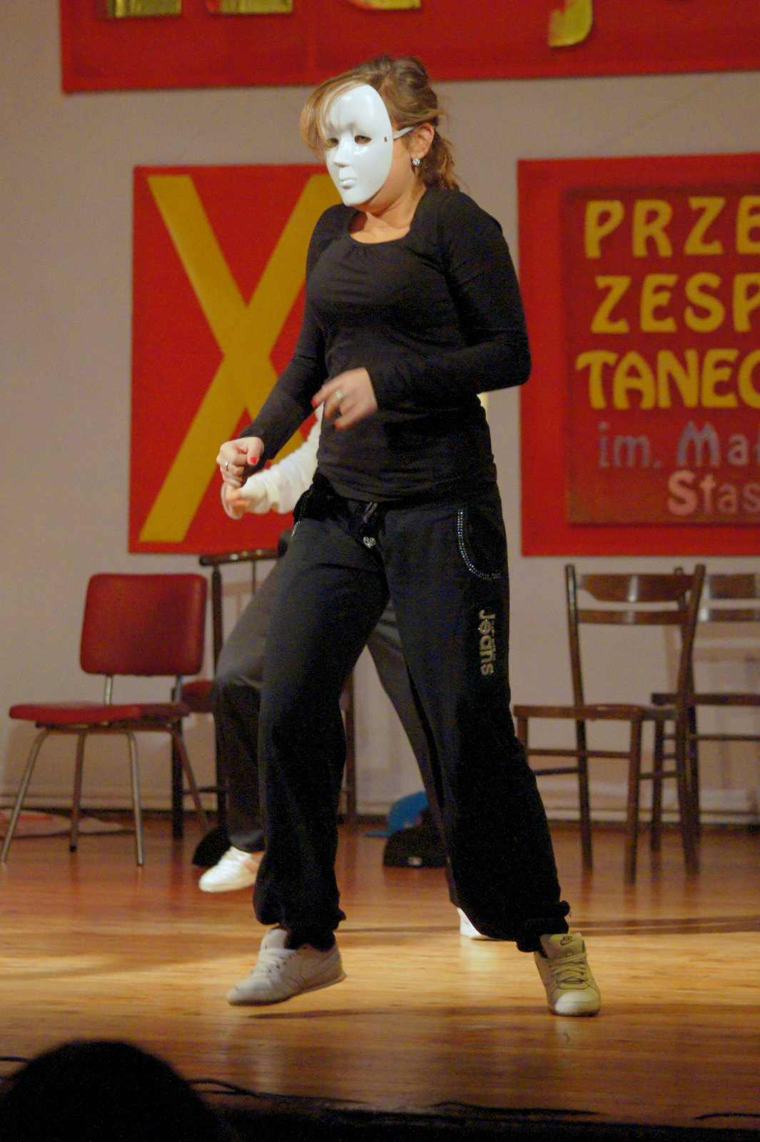 Przegląd zespołów tanecznych Leg-Jump