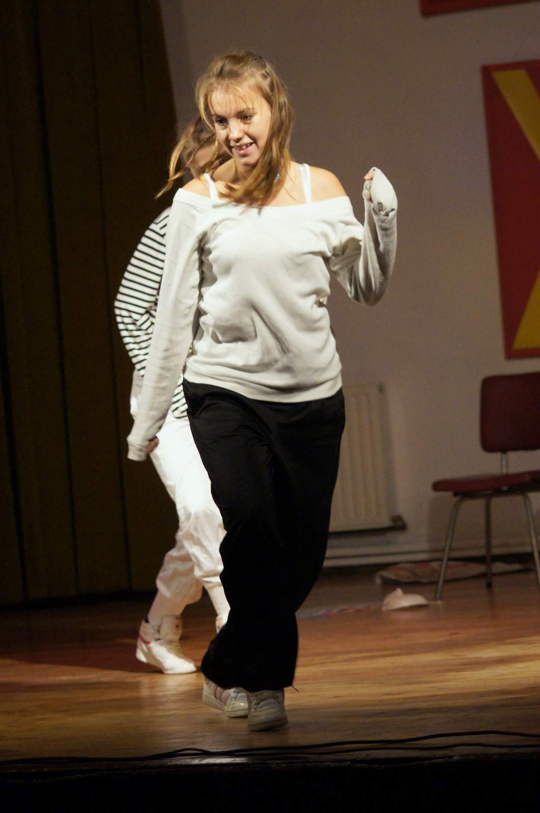 Przegląd zespołów tanecznych Leg-Jump