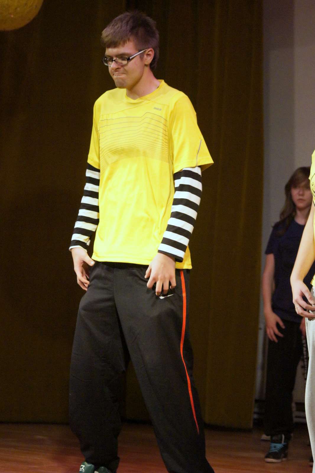 Przegląd zespołów tanecznych Leg-Jump