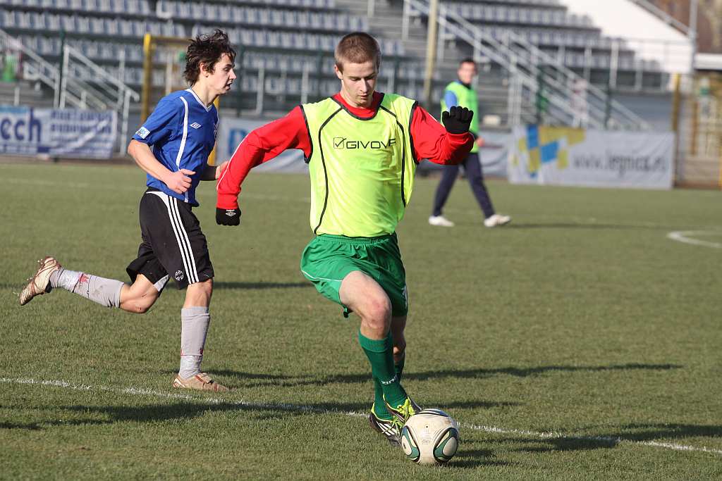 Miedź wyławia perełki