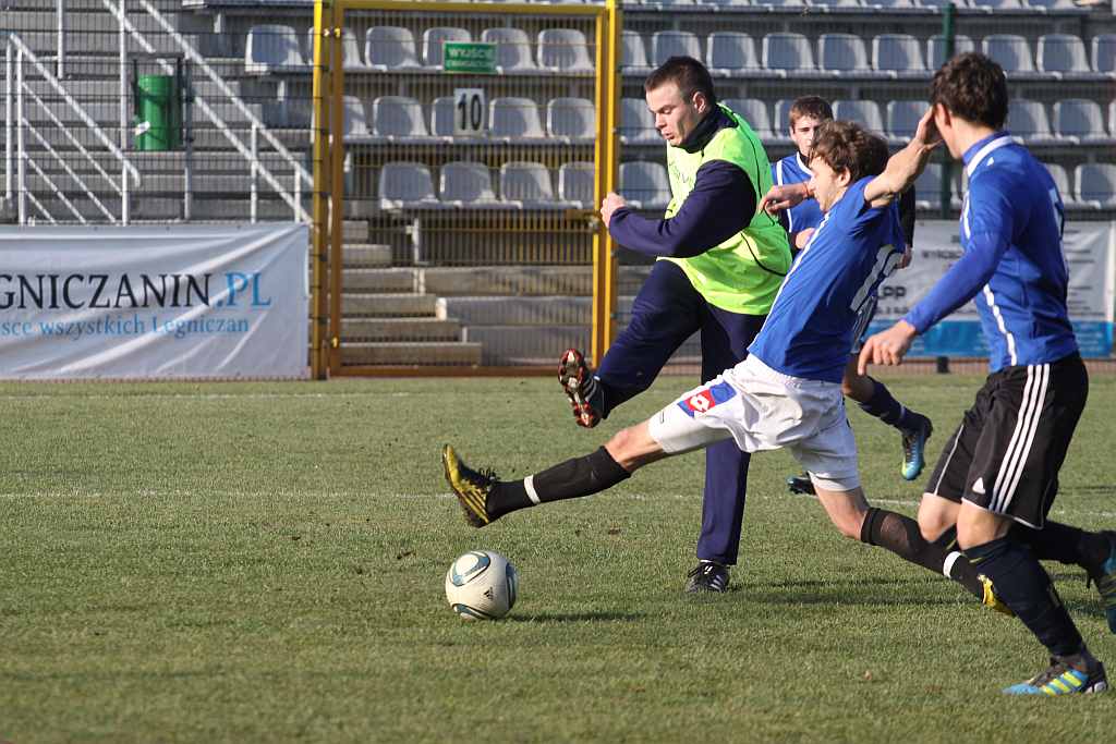 Miedź wyławia perełki