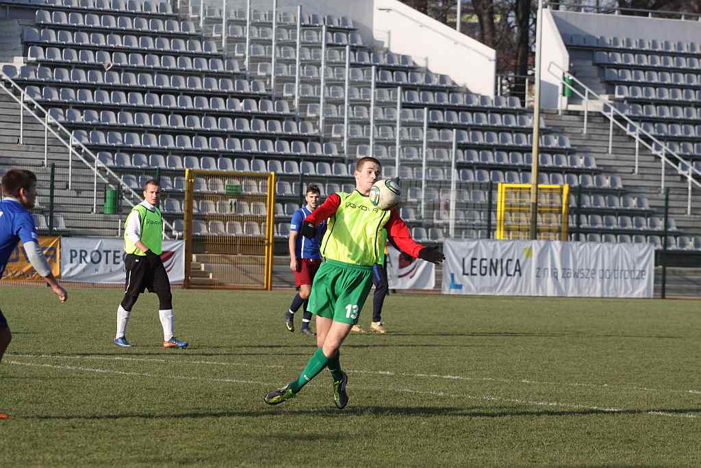 Miedź wyławia perełki