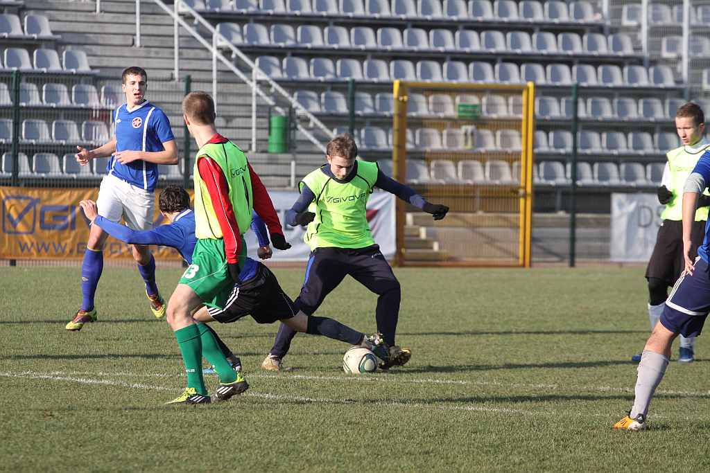 Miedź wyławia perełki