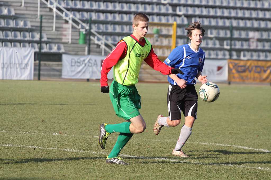 Miedź wyławia perełki