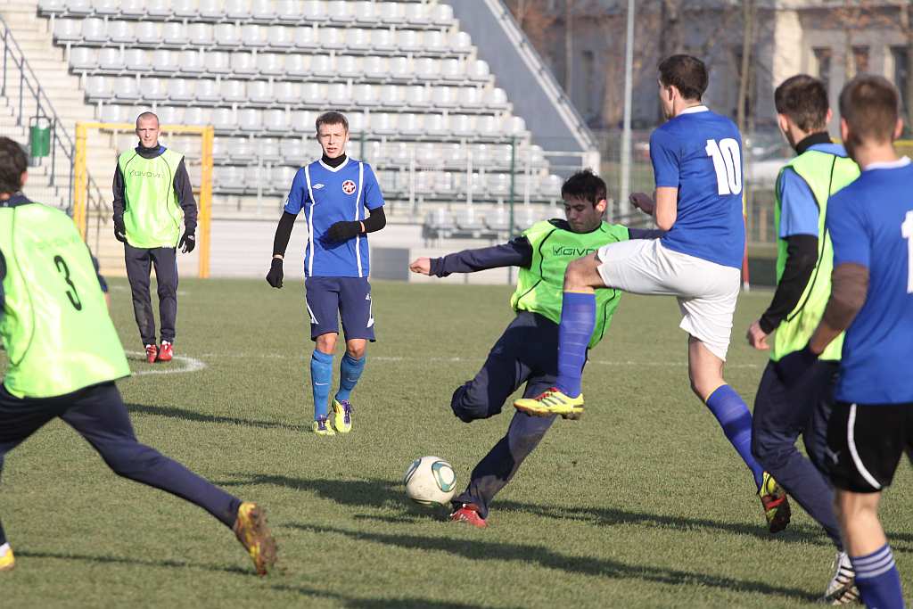 Miedź wyławia perełki