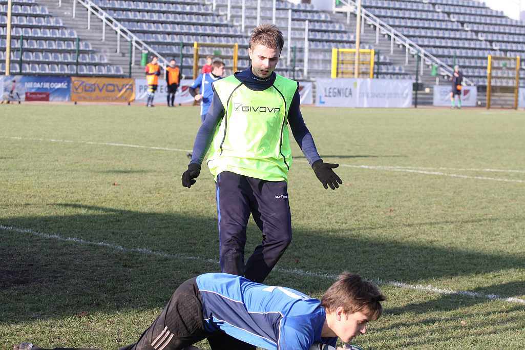 Miedź wyławia perełki