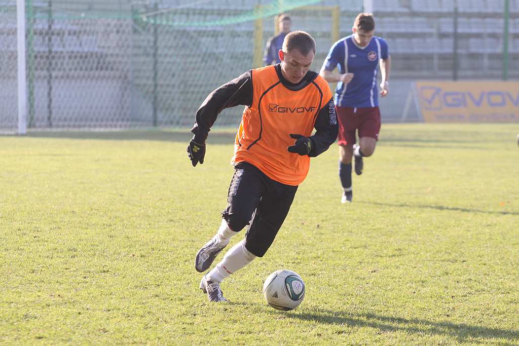 Miedź wyławia perełki