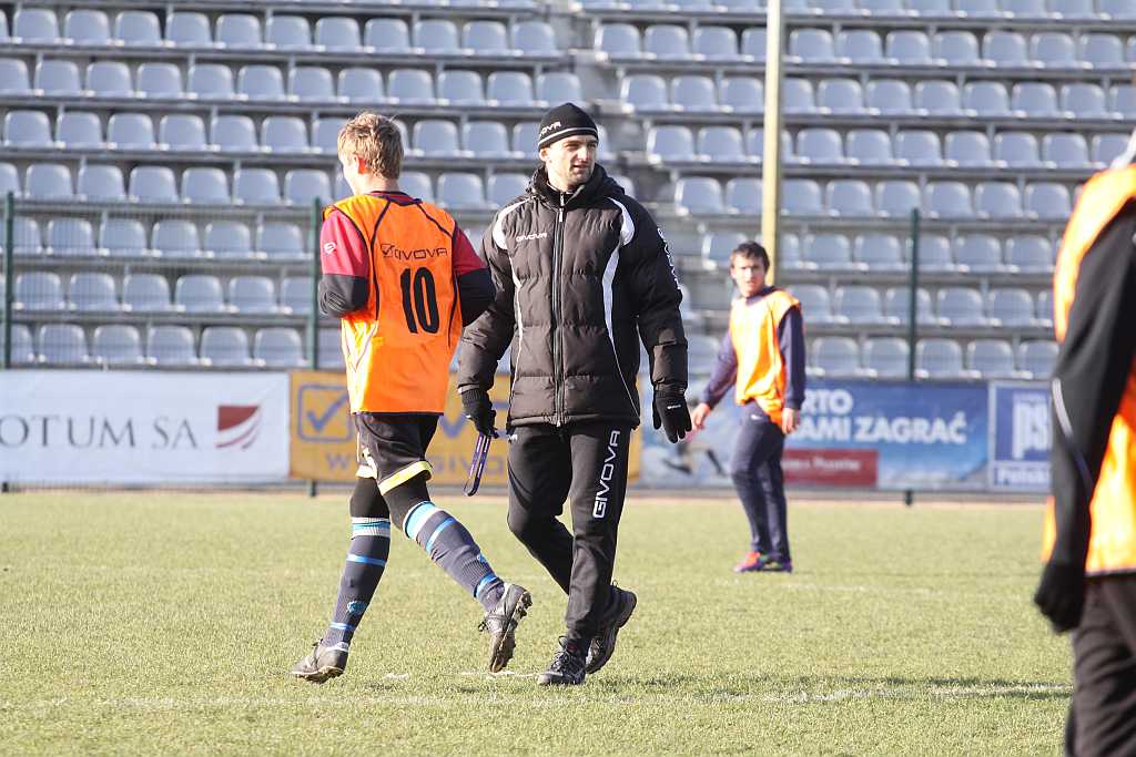 Miedź wyławia perełki