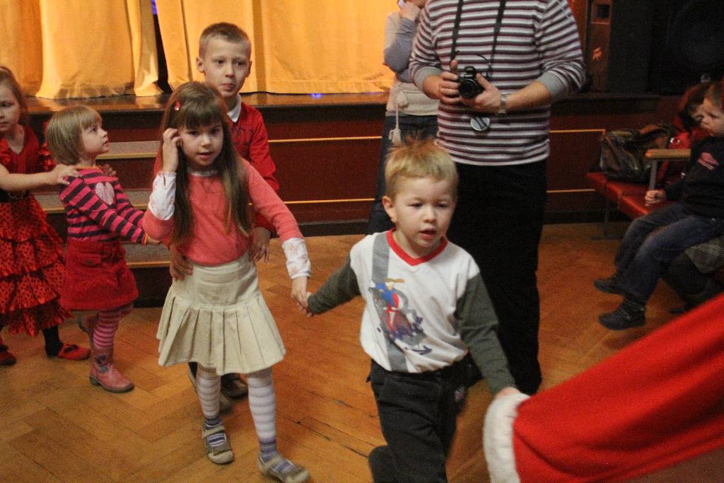 Zabawa mikołajkowa w MCK