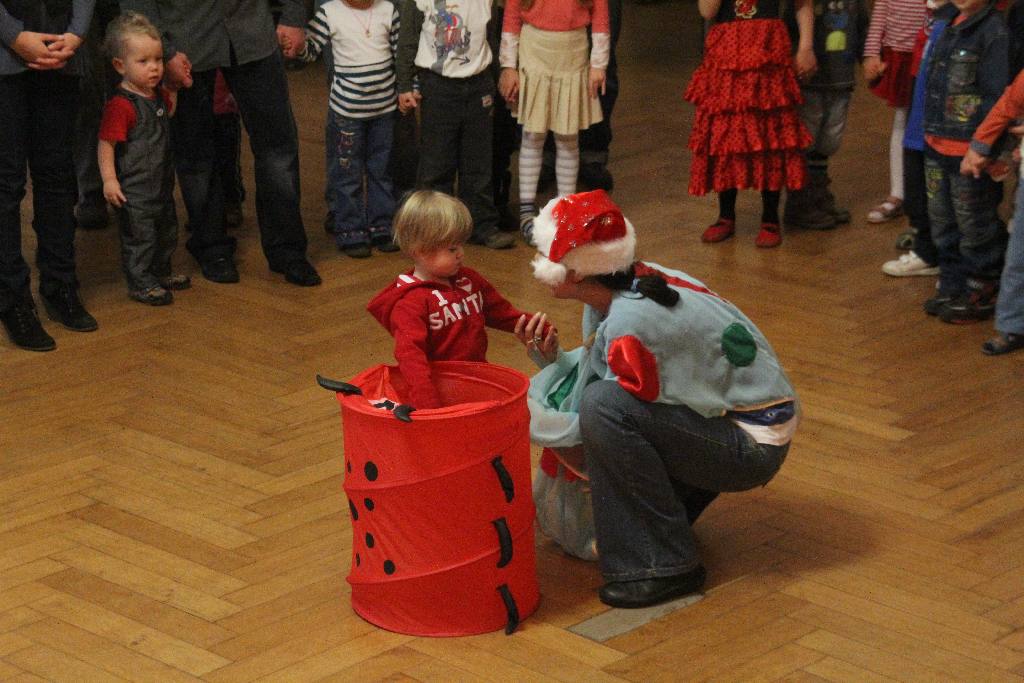 Zabawa mikołajkowa w MCK