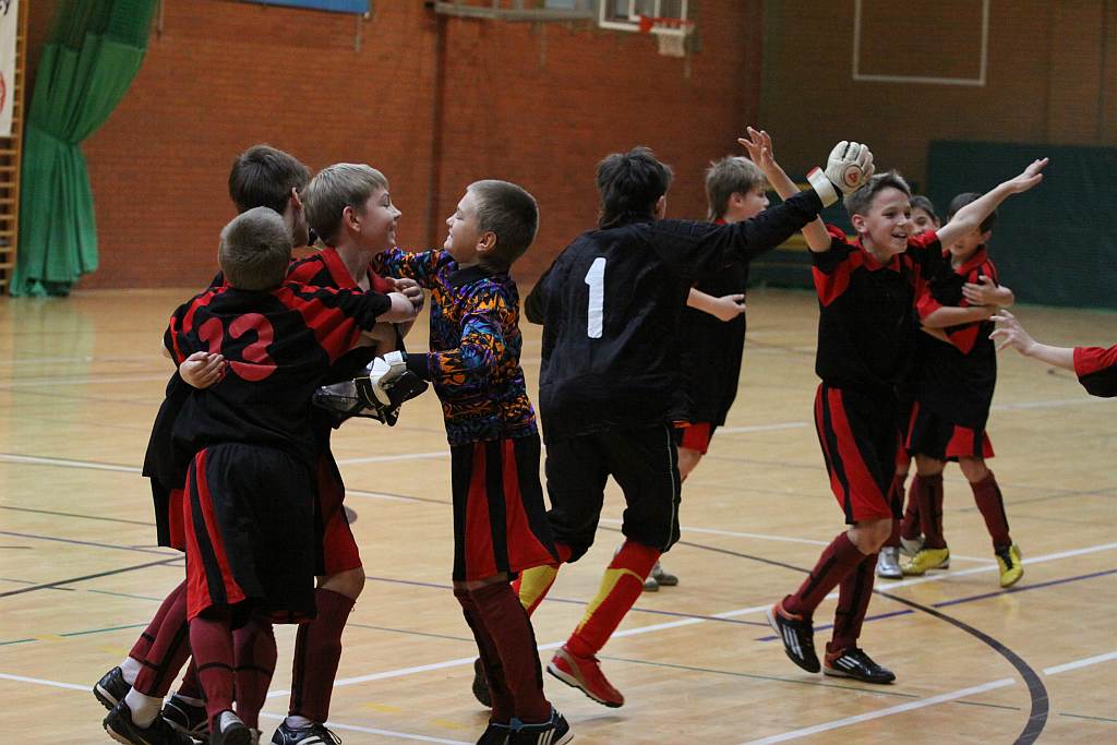 Międzynarodowy Halowy Turniej Mikołajkowy cz5